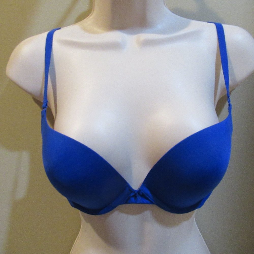 PINK VICTORIA'S SECRET BRA